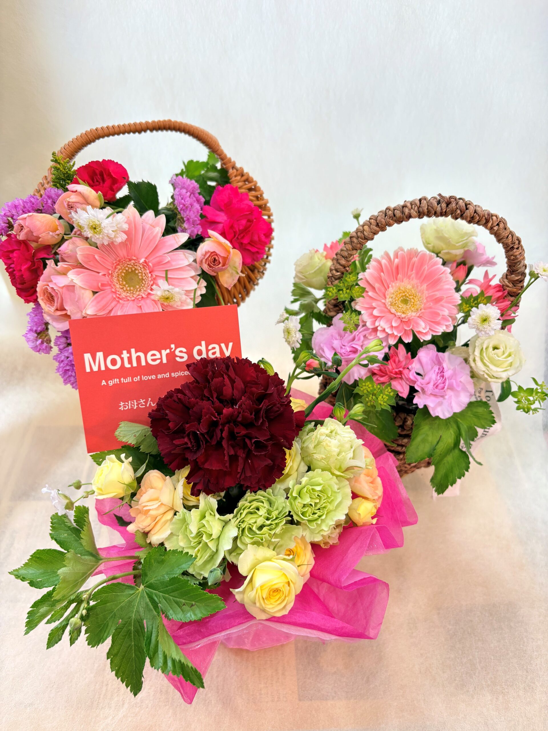 母の日フラワーギフト承り中